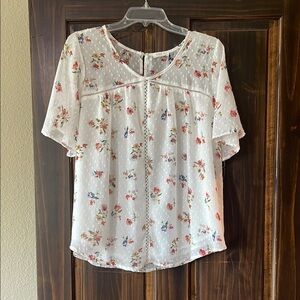 Sienna Sky White Flutter Sleeve Blouse Relaxed Ruffled Size L